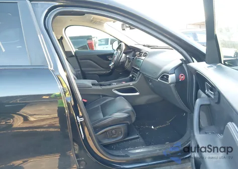 2017 Jaguar F-Pace 35T R-Sport z USA, uszkodzony, nr VIN SADCL2BV6HA493914